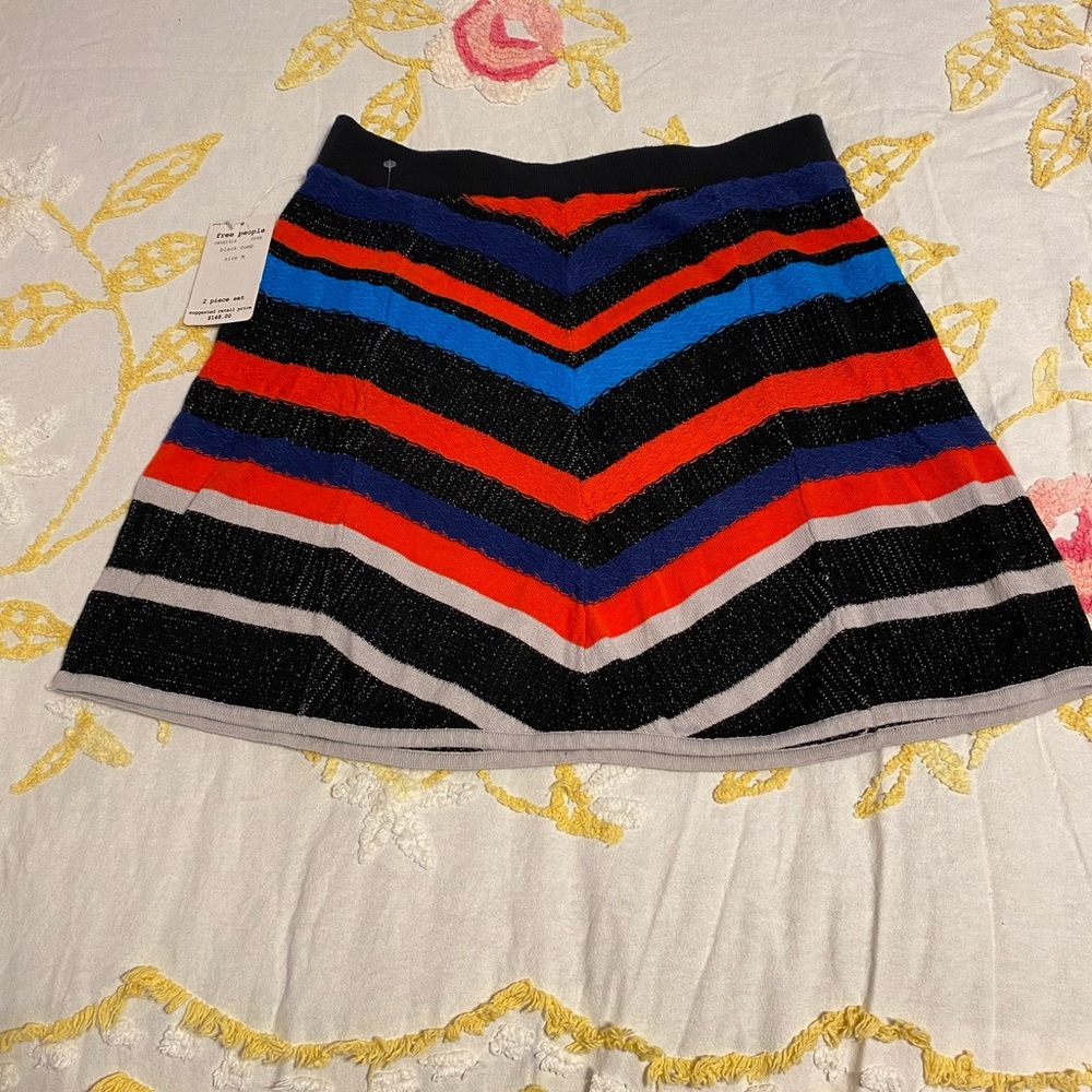 Free People Chevron Print Knit Material Skirt (NWT) - Picture 2 of 7